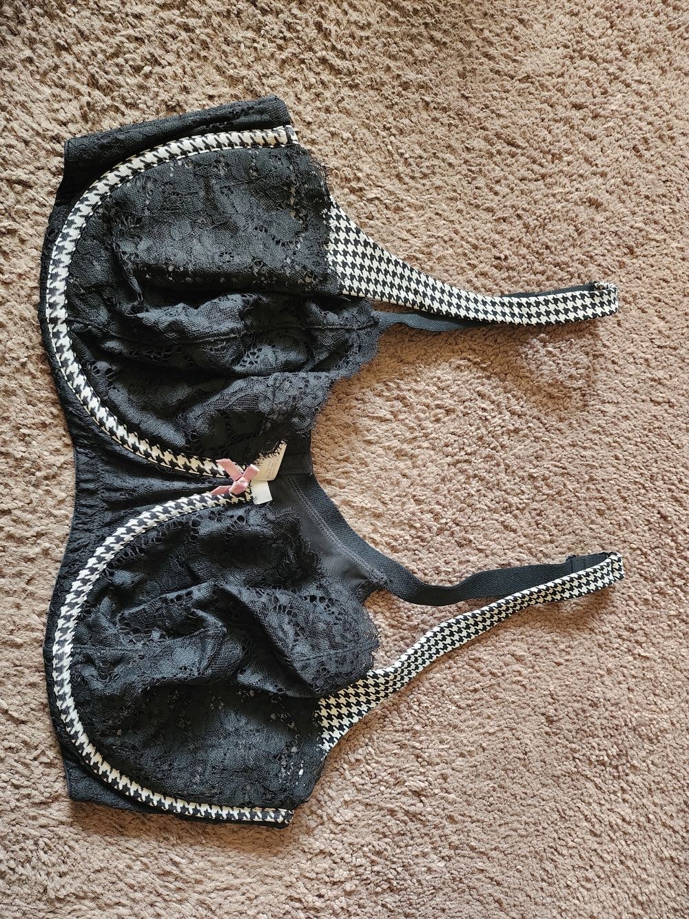 Cacique Black Lace Bra with Houndstooth Straps